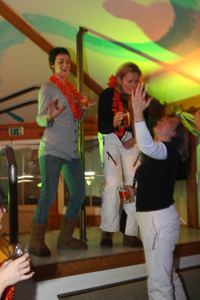 apres ski winterberg lawine 030.JPG
